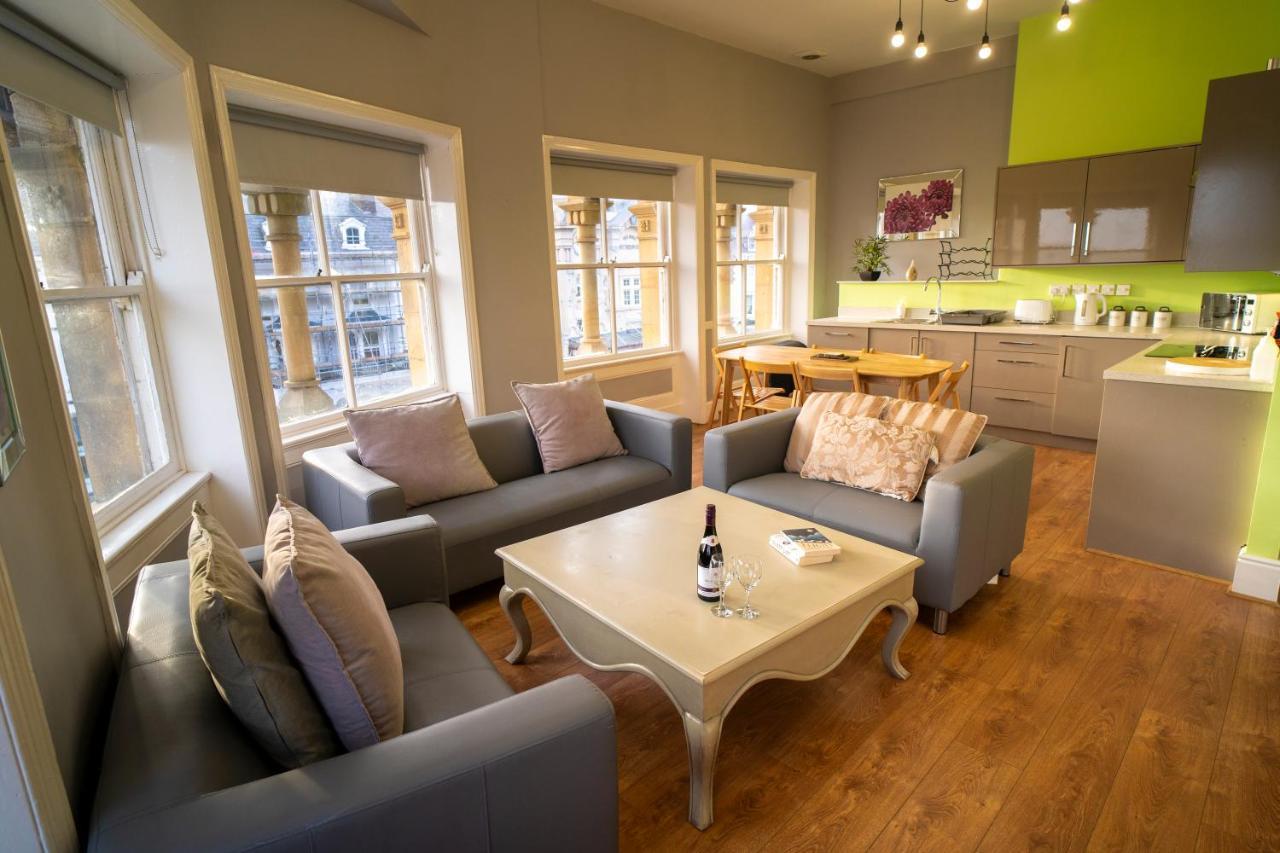 Cornerhouse Apartments Ландъндо Екстериор снимка