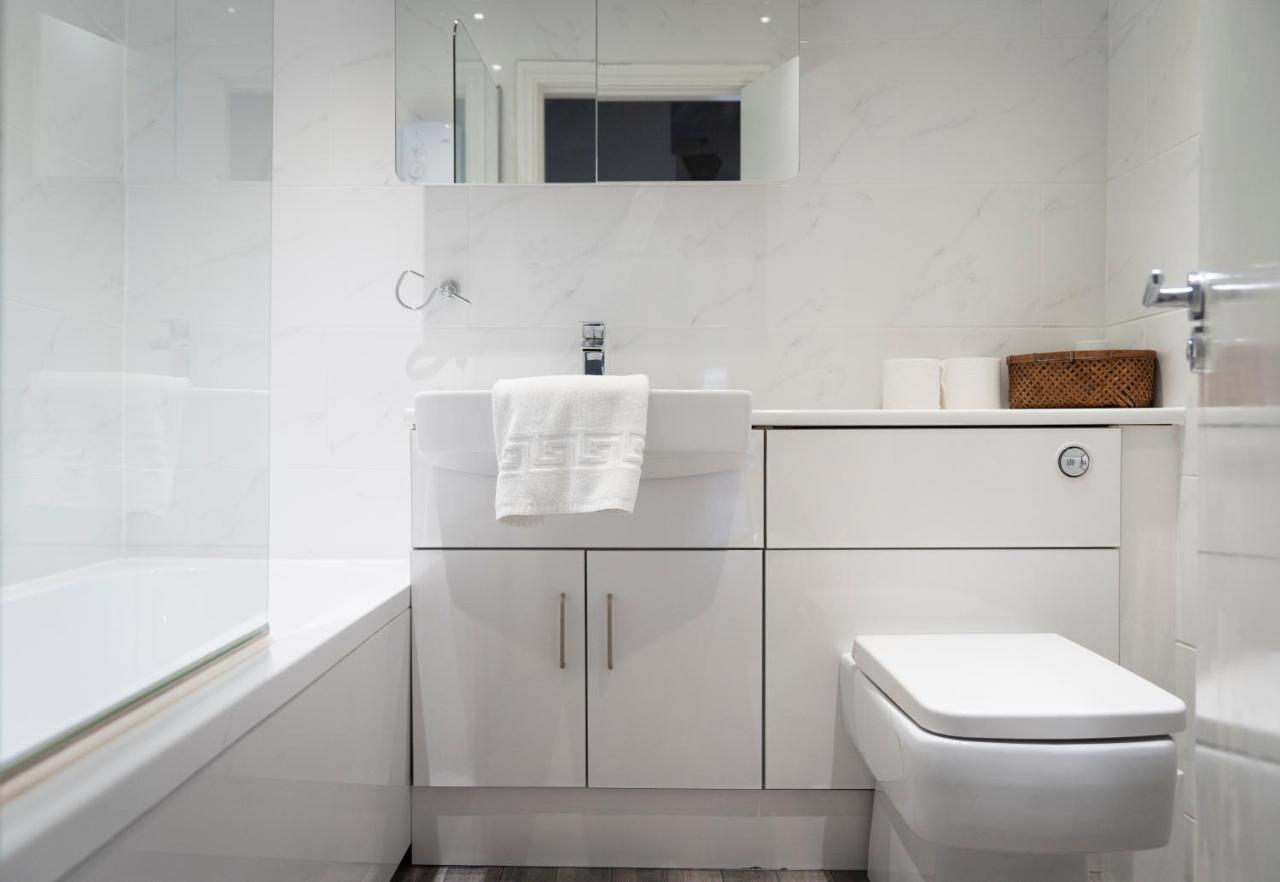 Cornerhouse Apartments Ландъндо Екстериор снимка