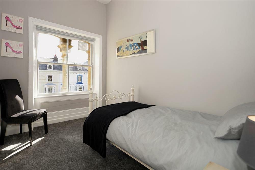 Cornerhouse Apartments Ландъндо Екстериор снимка